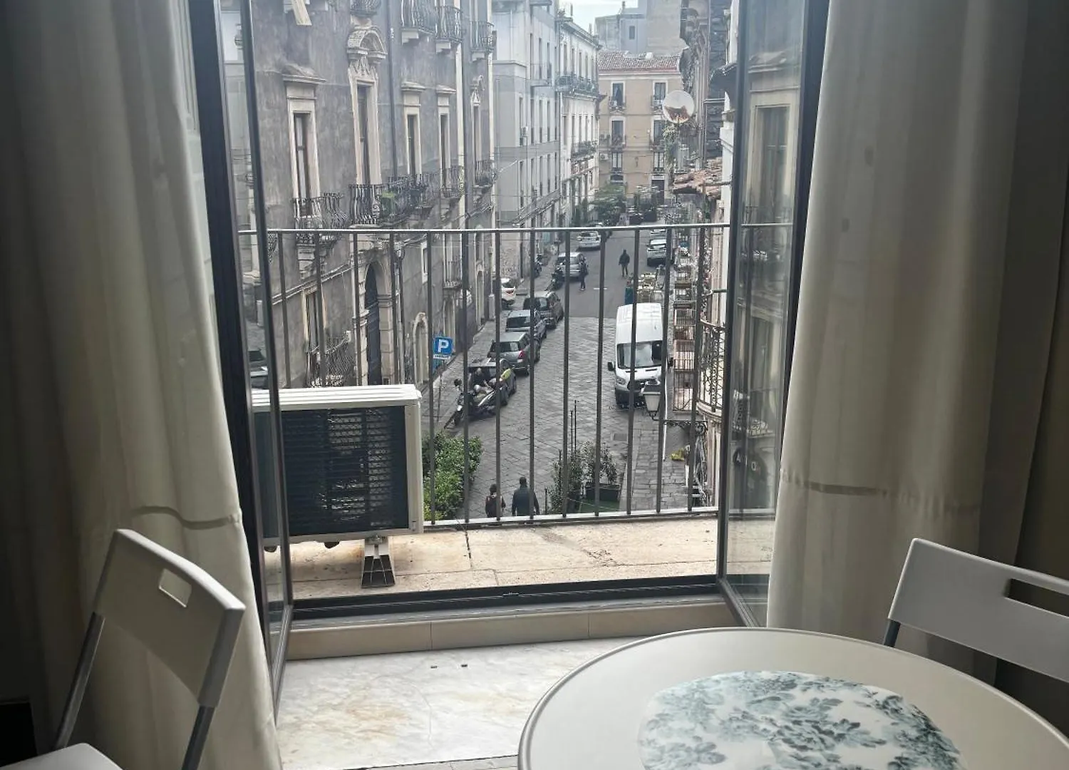 Il Teatro Rooms Catania Apartment