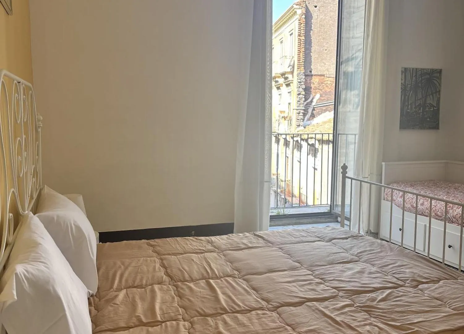 Il Teatro Rooms Catania Apartment